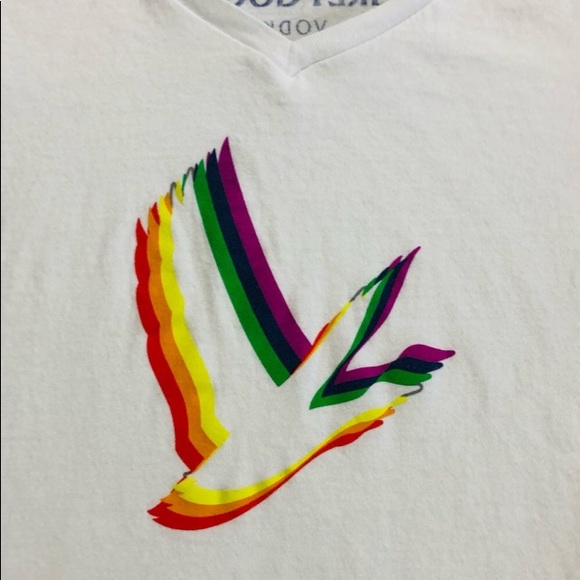 Andy Warhol Pop Art Grey Goose Vodka Fitted T-shirt size Small - Picture 4 of 7